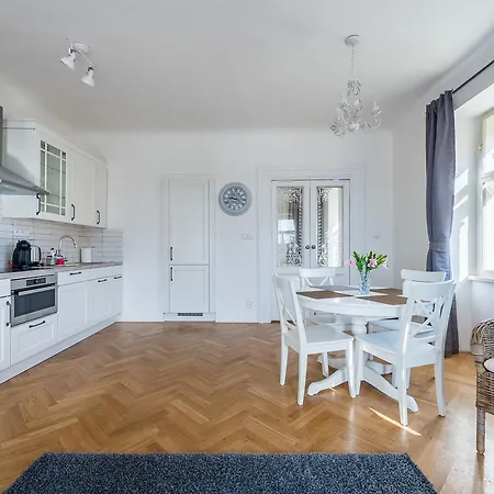 Charles Apartment * Prag